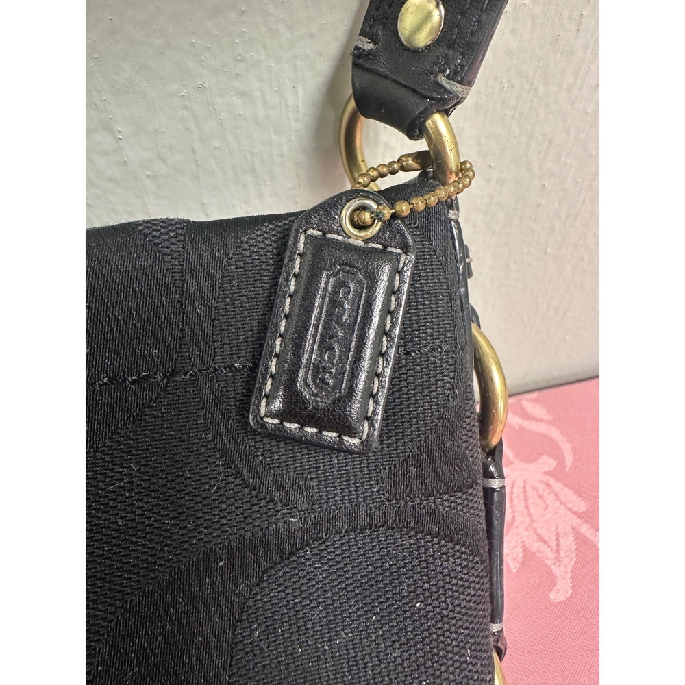 Vintage Coach Carly Signature C Black Jacquard Small Hobo Shoulder Bag - Picture 3 of 16